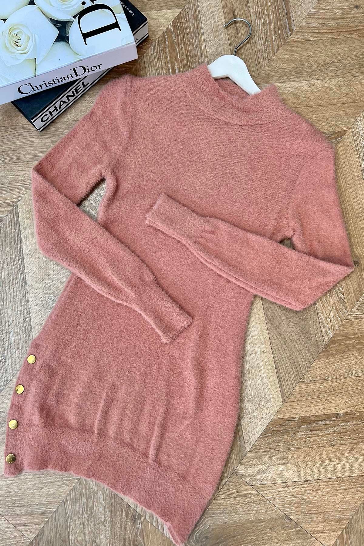 Bearded Sweater with Side Snaps Salmon