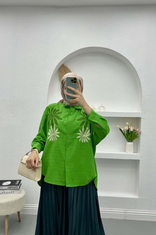 Leaf Embroidered Oversize Shirt Green