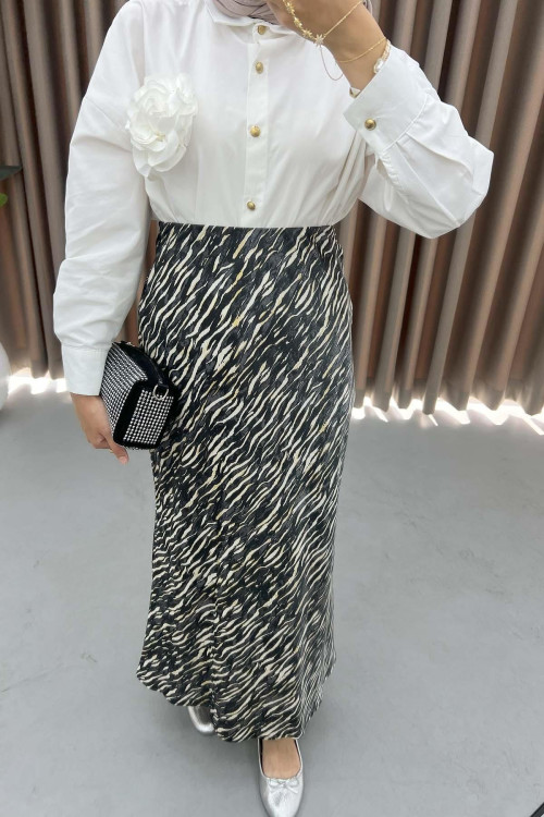 Zebra Pattern Shiny Skirt Black